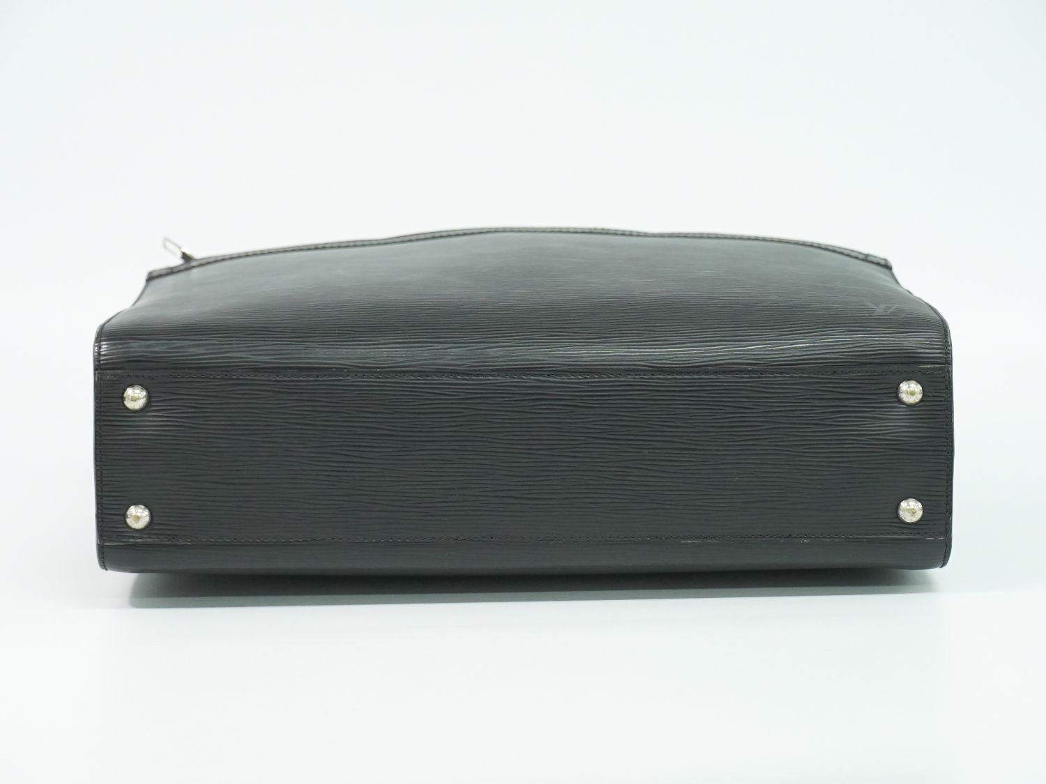 本物 ルイヴィトン LOUIS VUITTON LV バサーノ GM エピ レザー