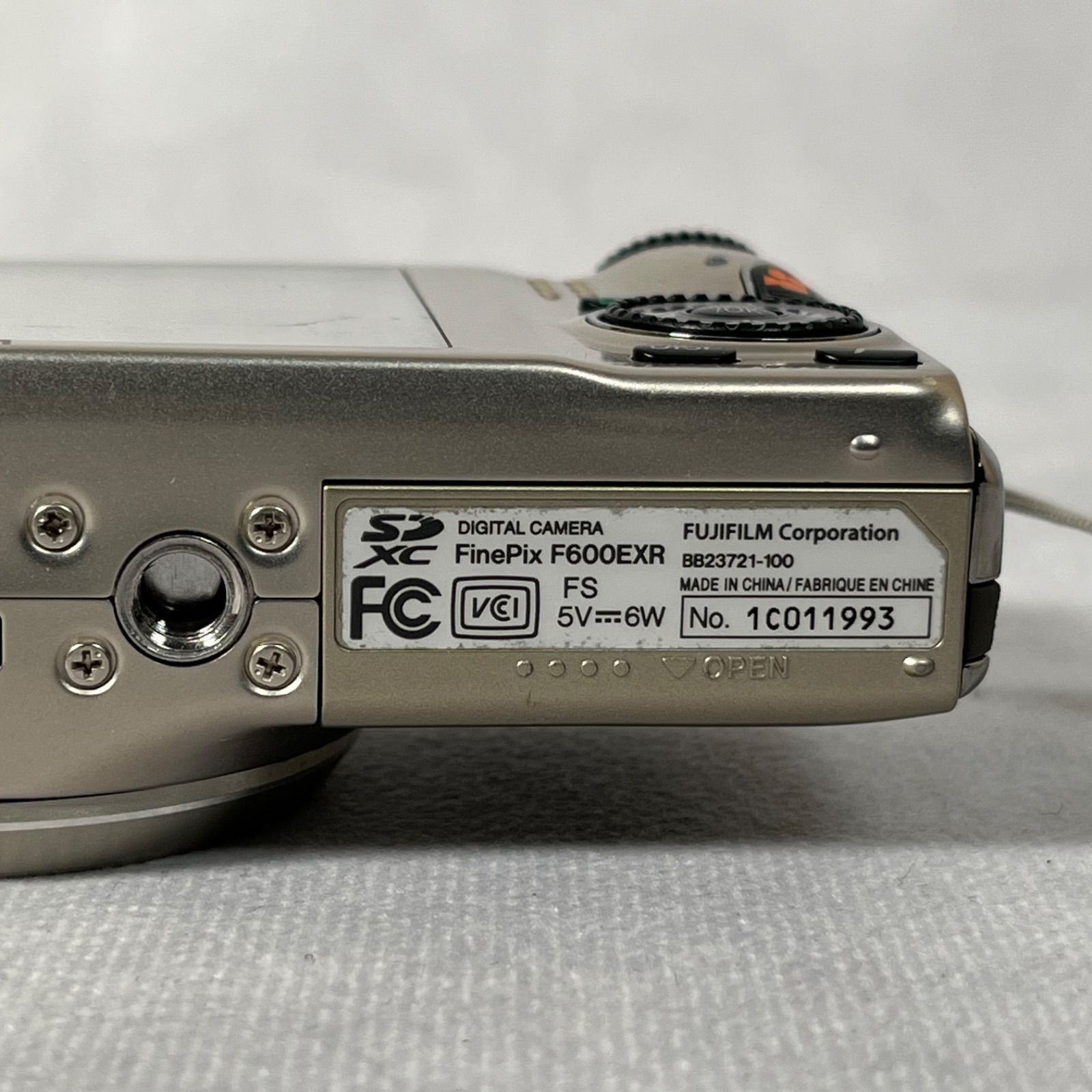 管2603-321】FUJIFILM 富士フイルム F600EXR ゴールド コンパクト 