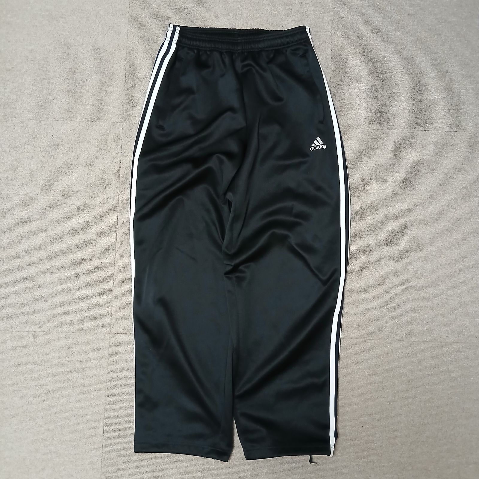 00s 90s old adidas トラックパンツ-即発送可