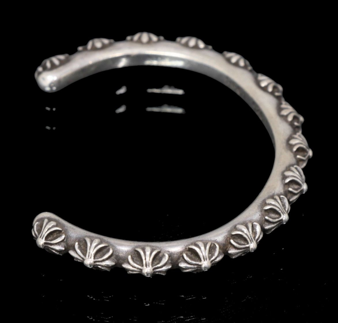 CHROME バングル クロムハーツ HEARTS好きに！ CHROME 925刻印ブレスレット シルバー HEARTS HEARTS 新宿店 本店は 925 1998 アクセサリー