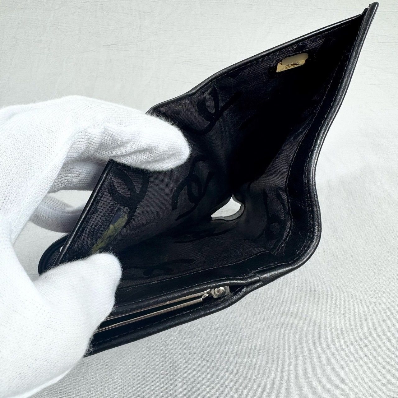 シャネル カンボンライン ココマーク ラムスキン 折り財布 ブラック 人気・美品】CHANEL シャネル ラムスキン カンボンライン ココマーク
