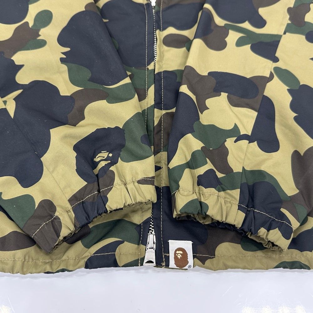 07w7999 A BATHING APE(アベイシングエイプ）ナイロンジャケット 迷彩