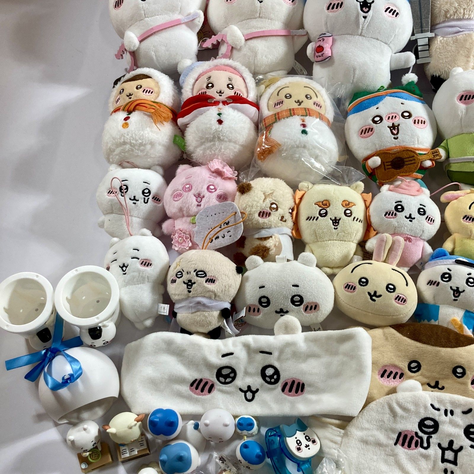 ハチワレ　ぬいぐるみキーホルダー　まとめ売り ☆ ちいかわ グッズ 大量 まとめ商品 ぬいぐるみ キーホルダー ミニ