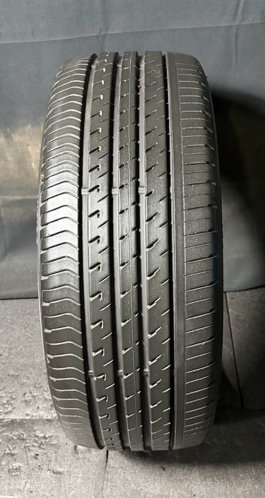 2016年製 約9分山 ダンロップ DUNLOP ビューロ VEURO VE303 225/45R18 