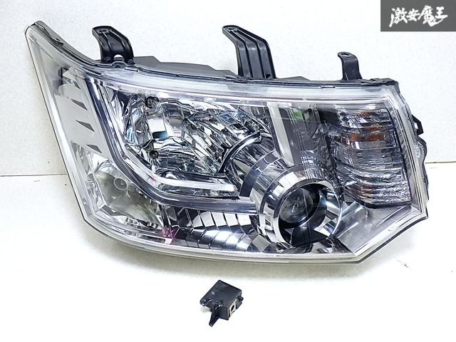 三菱 純正 CV5W デリカD5 D:5 HID キセノン ヘッドライト レンズ 右 