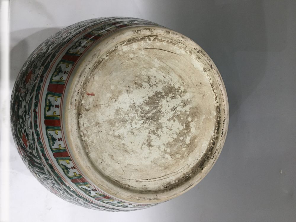 聚宝】中国古玩 大明嘉靖年製 五彩 龍雲花卉文 大壺 高さ35cm 支那古