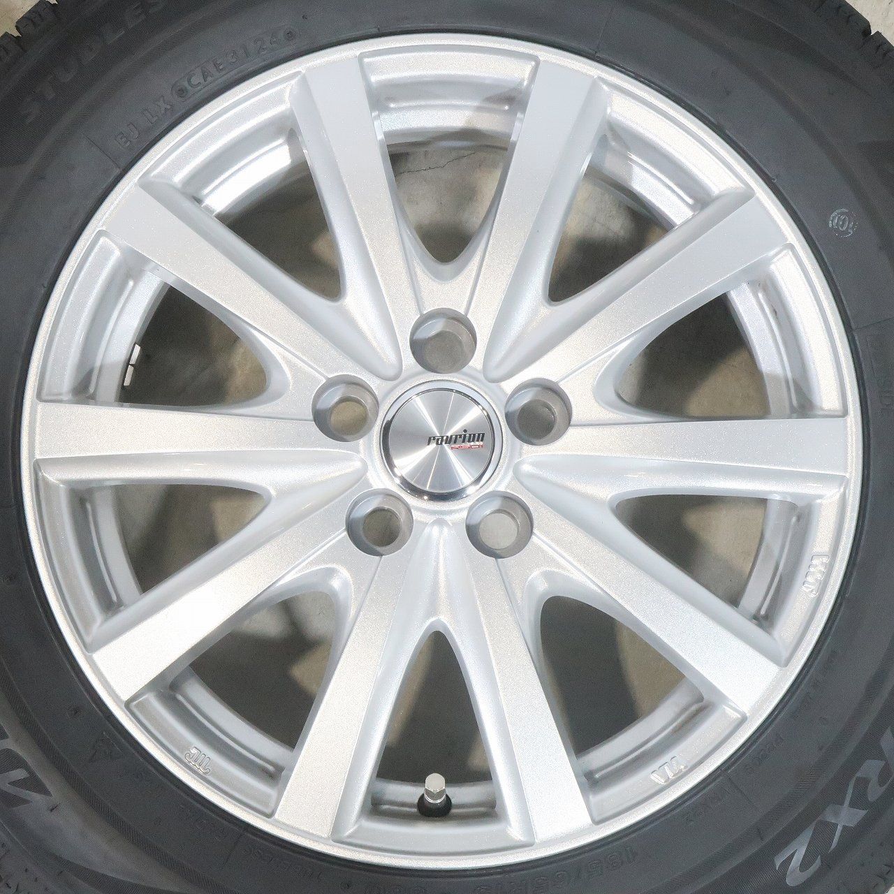 バルブレム 6J 15インチ IS43 5/100◇BS ブリザック VRX2 185/60R15 付
