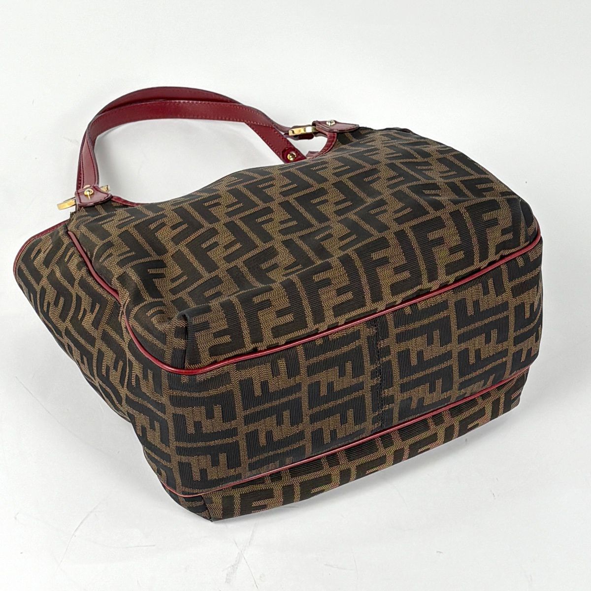 フェンディ FENDI ズッカ柄 ハンドバッグ キャンバス ブラウン レッド