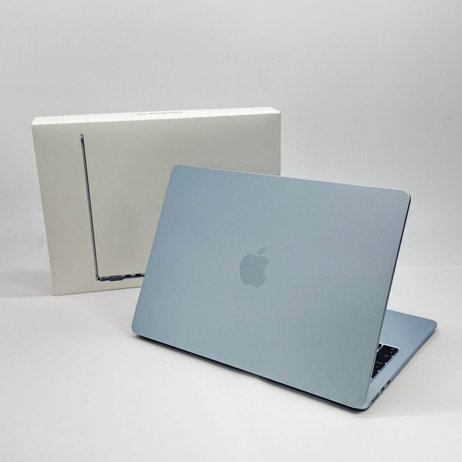 美品 MacBook Air 13.6