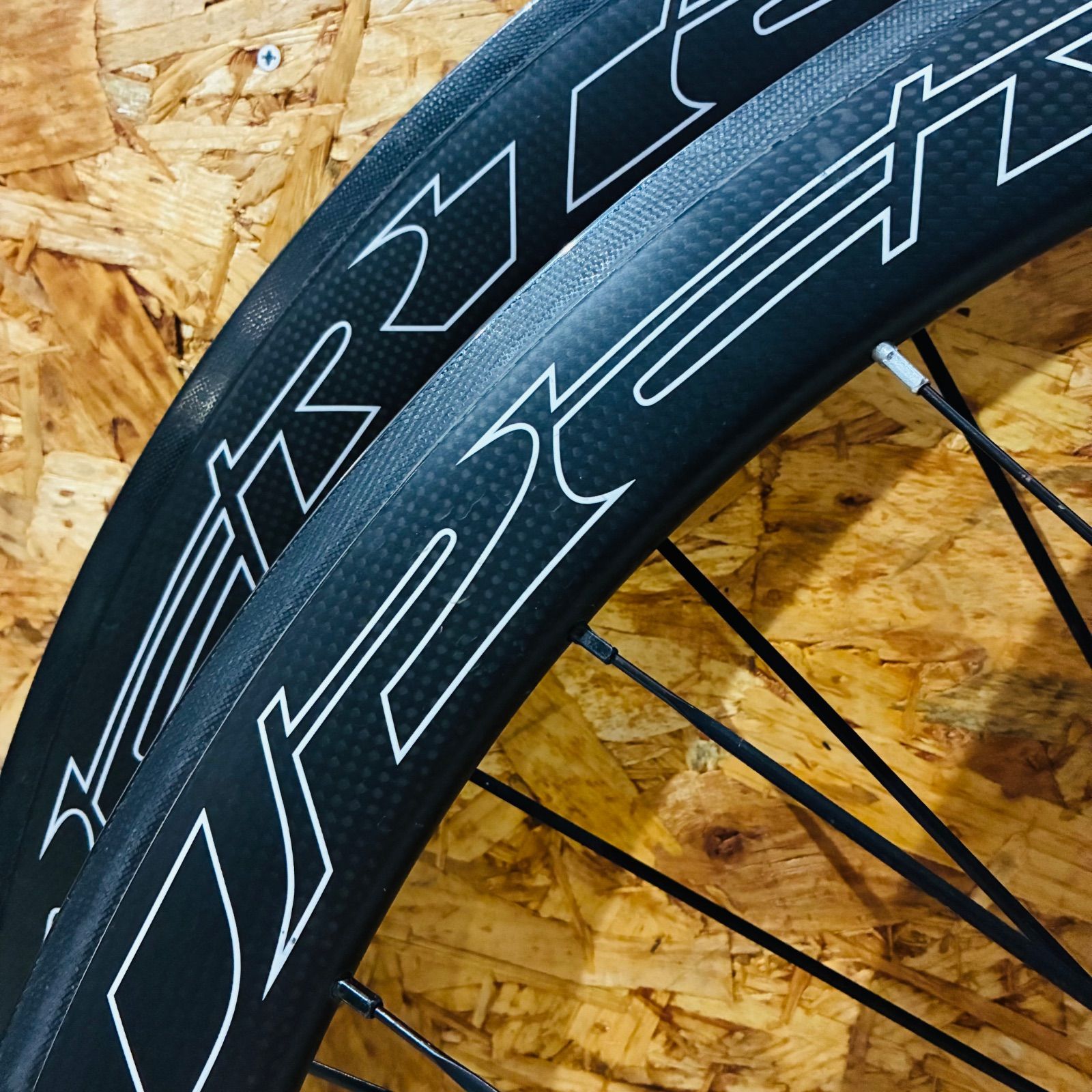中古品】SUPER TEAM カーボン ホイール 前後 2本 セット シマノ 11s
