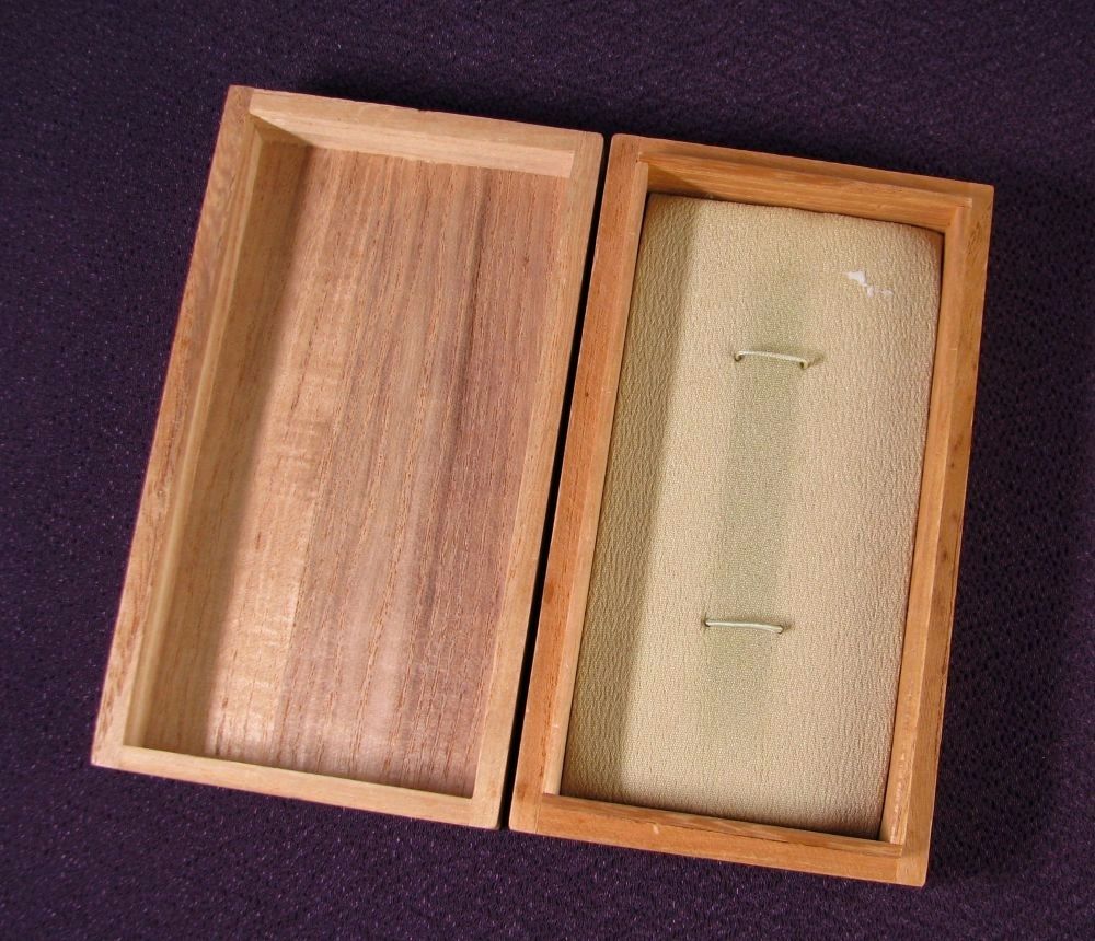 時代武具 保存刀装具鑑定書付 山銅魚々子地小柄 漁師図 京金具師 桐箱