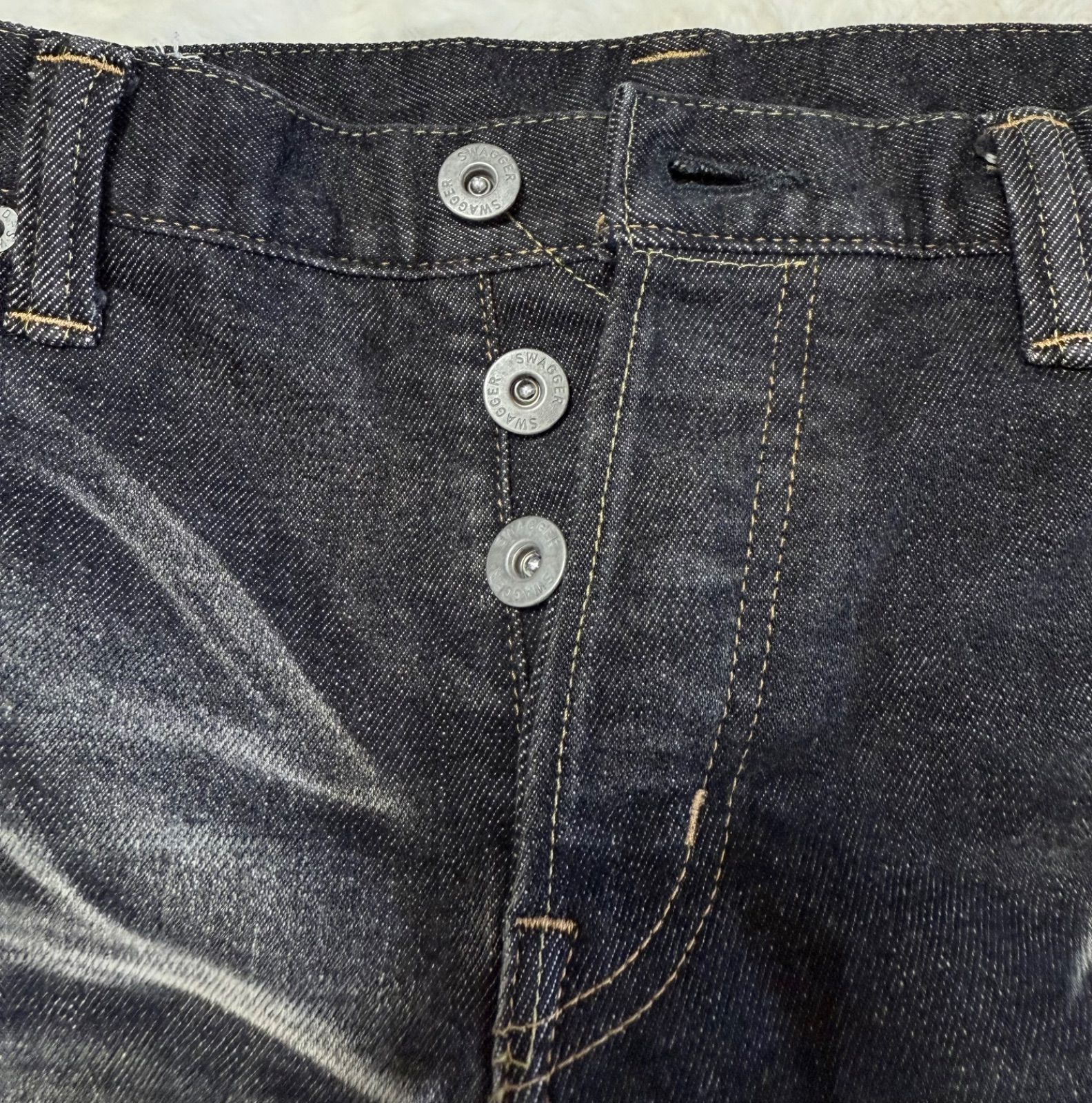 swagger ダメージ加工デニムパンツ　w32 SWAGGER ダメージデニム W32 ブラックデニム ペイント加工 クラッシュ
