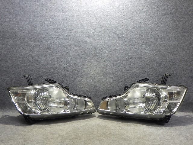 ステップワゴン HID | 前期 RK1⁄2 左右 D2R バーナー ヘッドライト左右