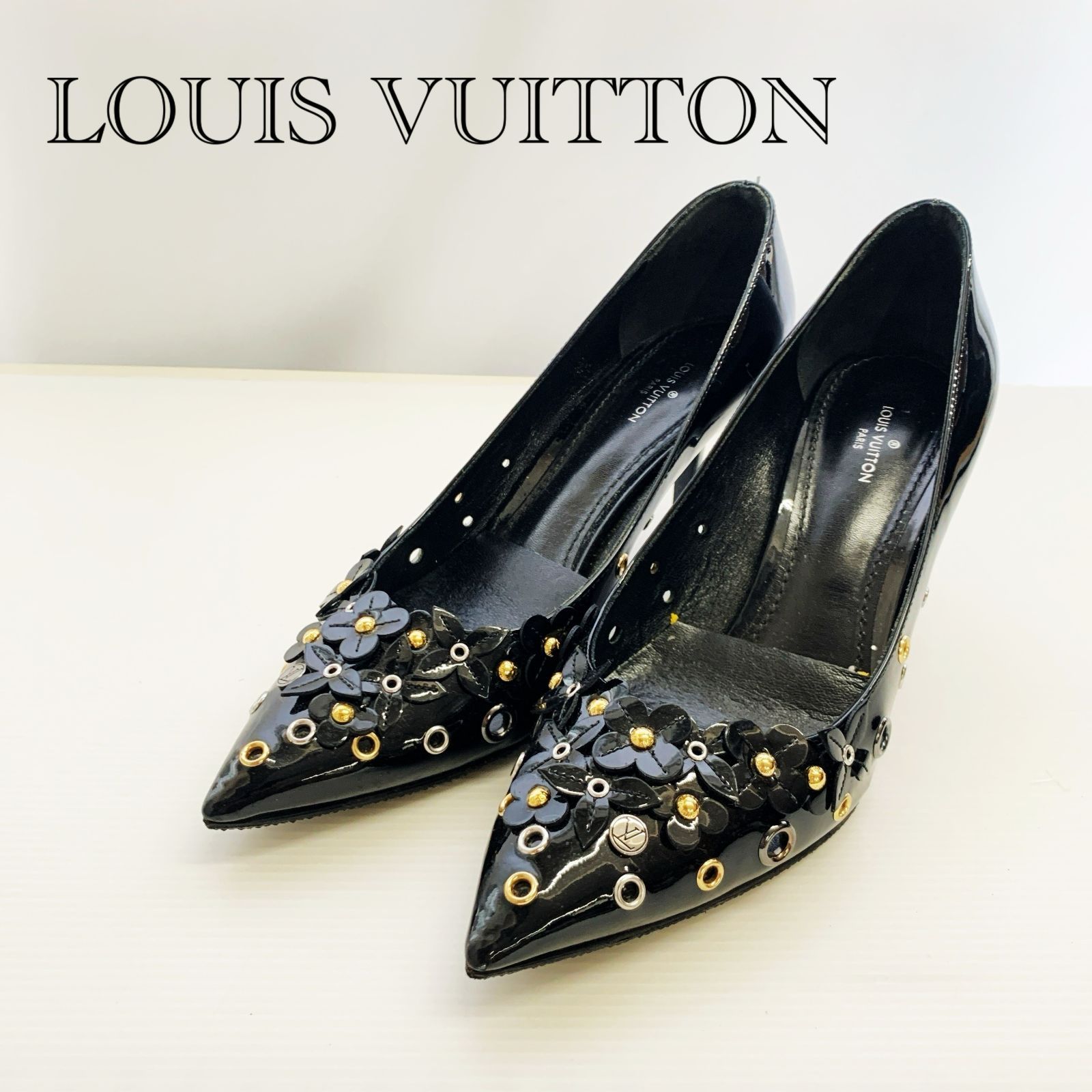 LOUIS VUITTON　パンプス　パテントレザー　フラットシューズ LOUIS VUITTON ルイヴィトン パンプス ハイヒール パテントレザー