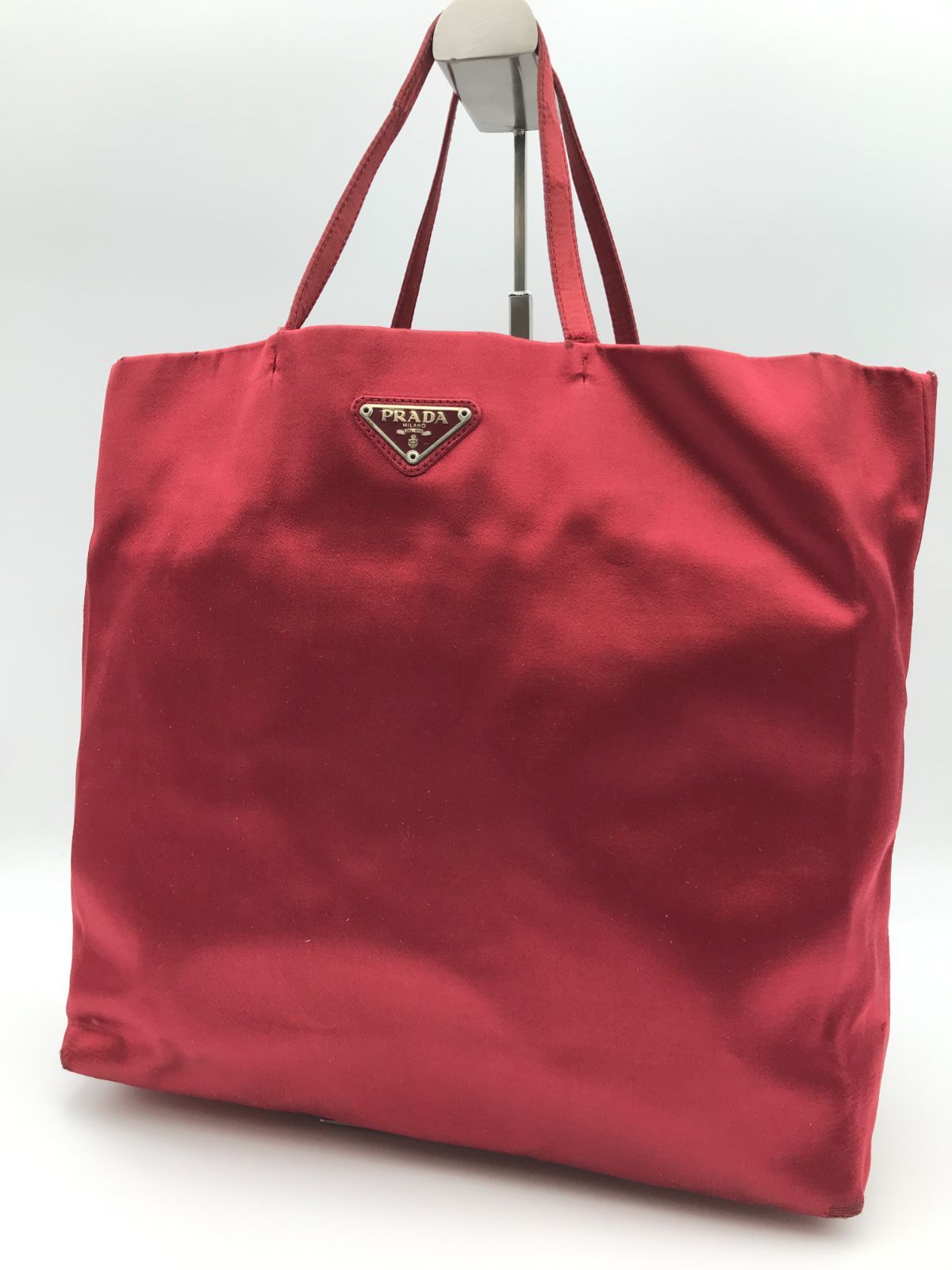 PRADA　プラダ　トートバッグ　三角ロゴ　サテン　レッド系　658