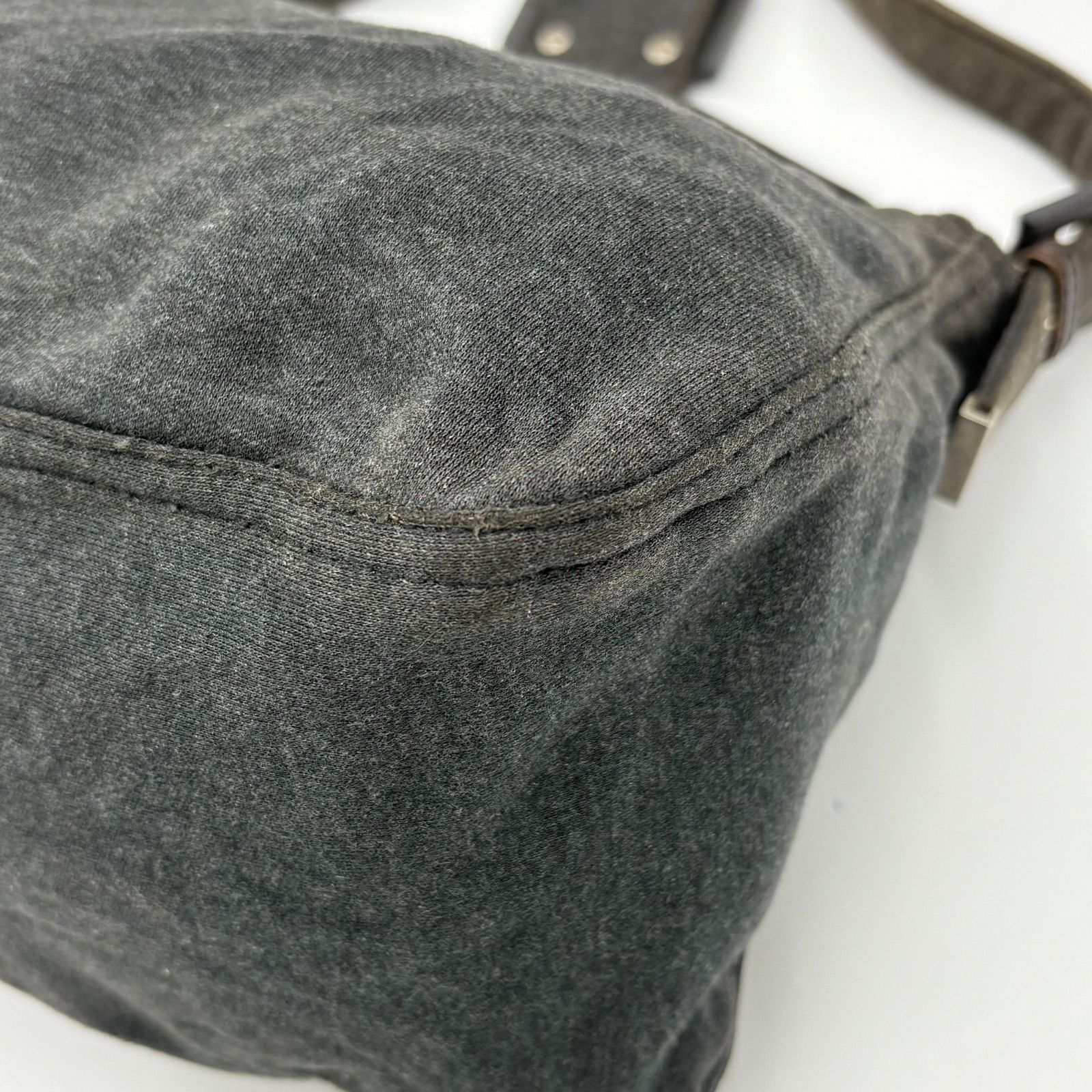 FENDI フェンディ FF金具 マンマバケット ジャージー ショルダーバッグ 