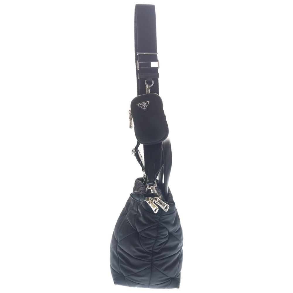 PRADA (プラダ) RE-NYLON リナイロン パデット トライアングルロゴ