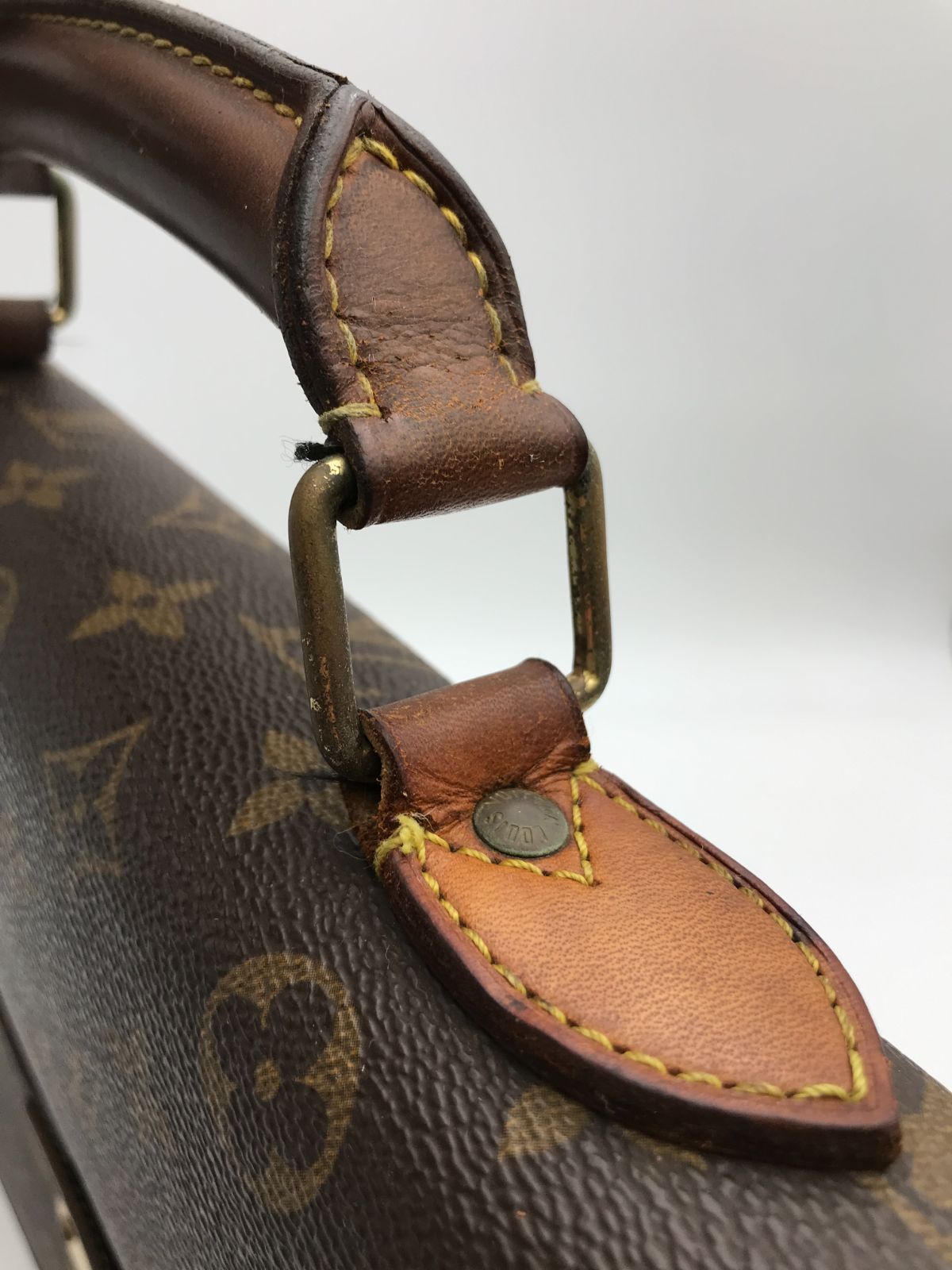 Louis Vuitton セルヴィエット　コンセイエ LOUIS VUITTON ルイ・ヴィトン セルヴィエットコンセイエ ブリーフ