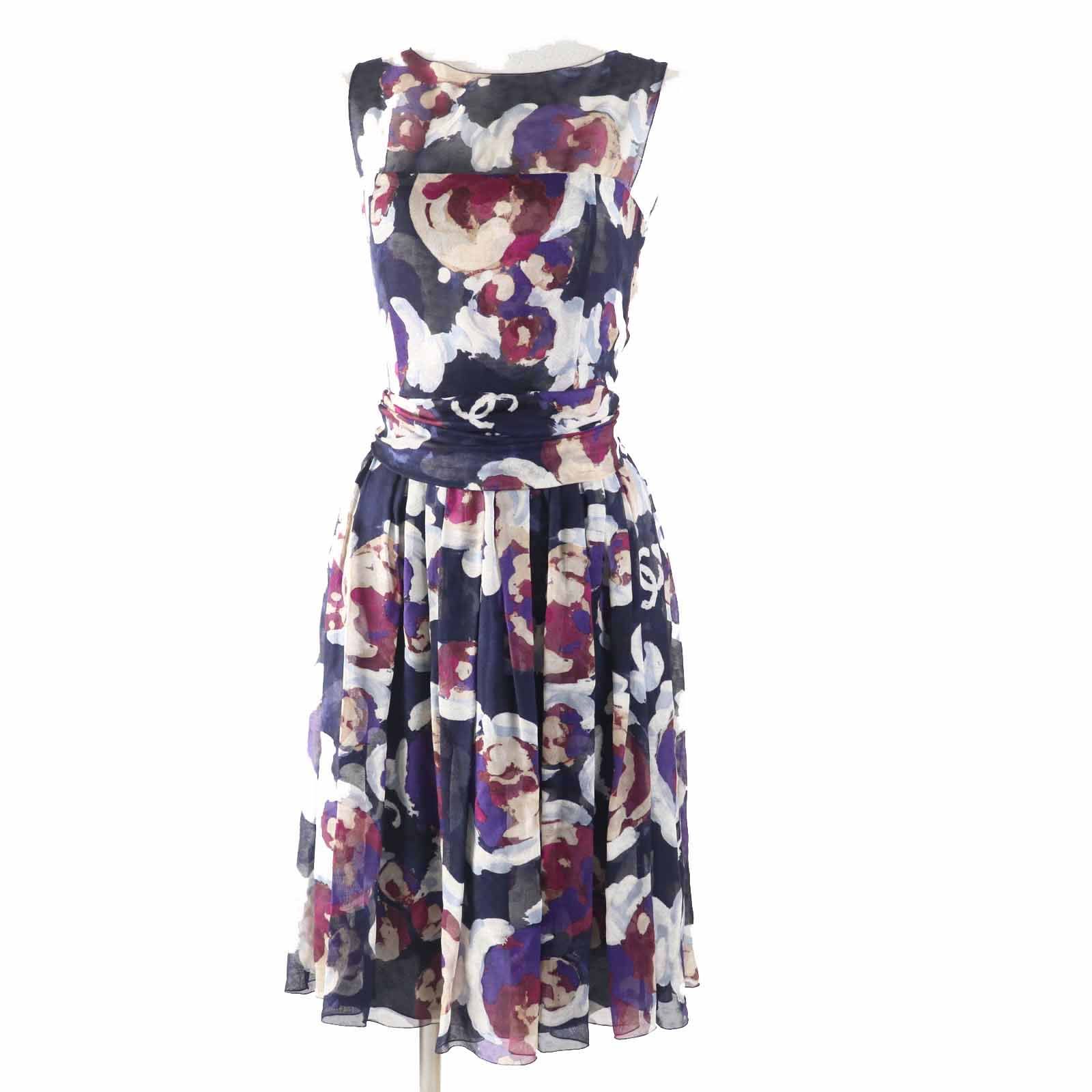 極美品◎CHANEL シャネル P37299 シルク100％ ココマーク カメリア 一