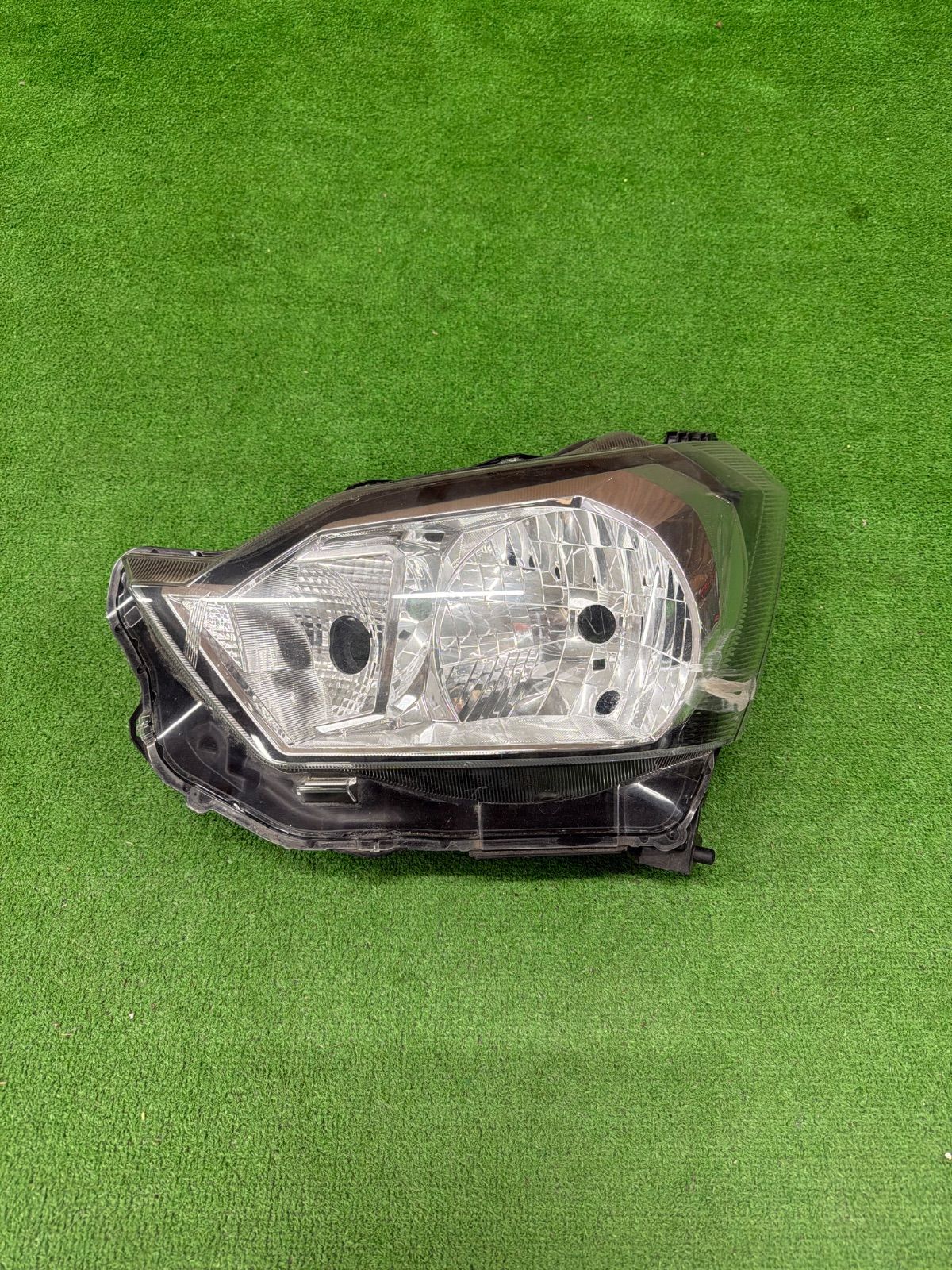 ダイハツ ミライース LA350S LA360S 純正 左側 ヘッドライト KOITO 100