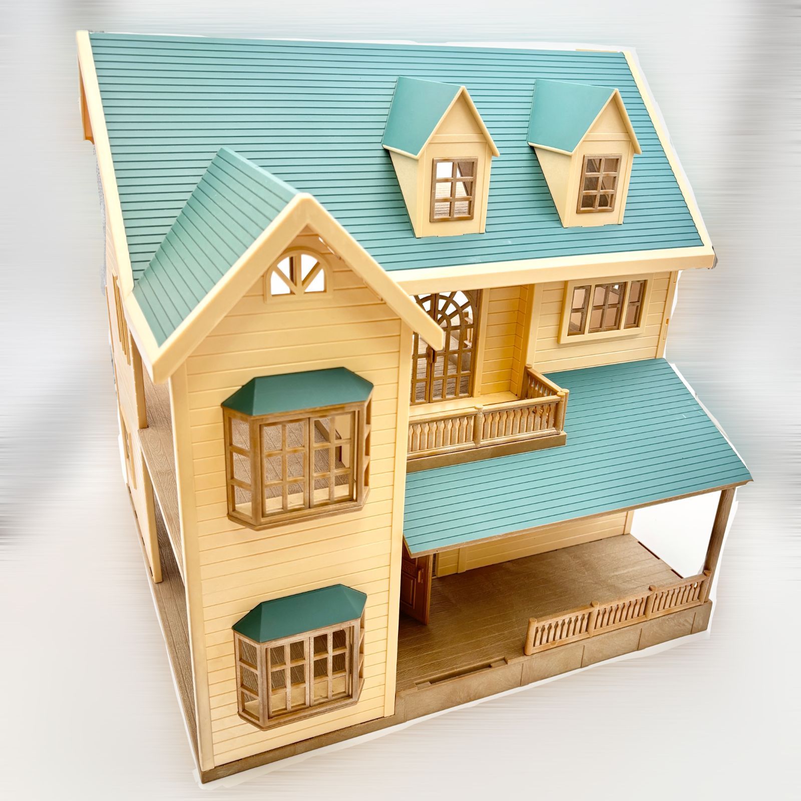 シルバニアファミリー 緑の丘の大きなお家 - メルカリ