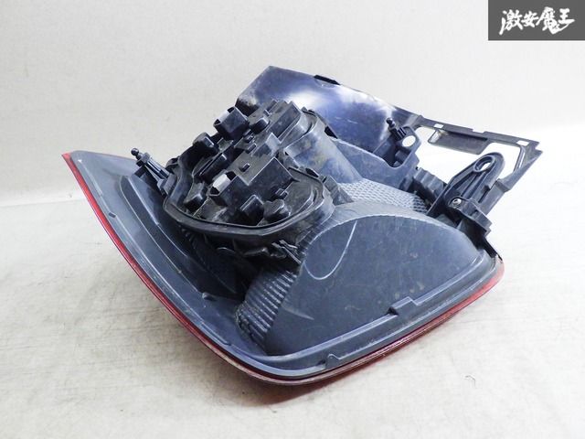 ストア出品/点灯確認済み！】BMW純正 F20 1シリーズ 前期 LED テール