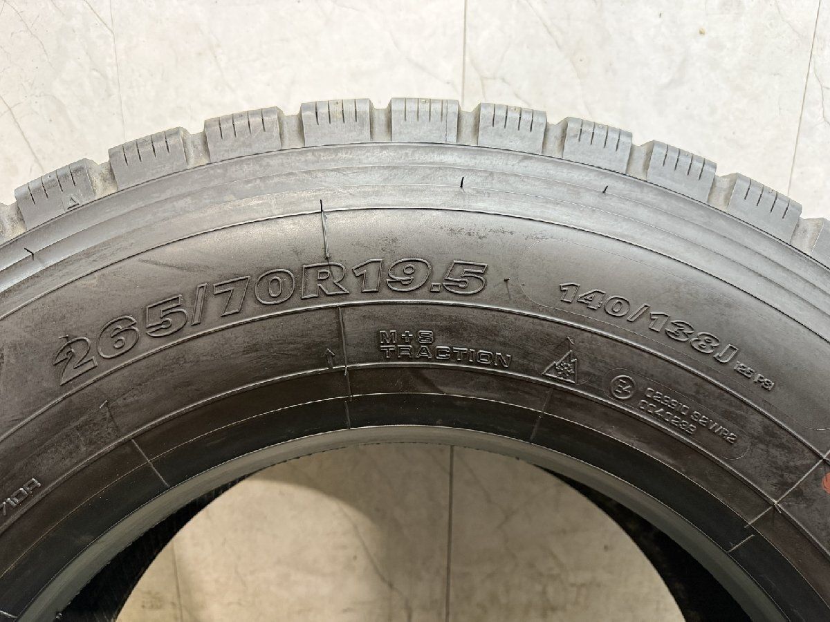 札幌発 引取OK【新車外し】YK 710R 265/70R19.5 140/138J 19.5インチ トラックタイヤ 夏タイヤ ミックス 1本 24年 地山 大型 増トン KTT746 クレジットカード QRコード決済可 札幌発 引取OK【新車外し】YK 710R 265/70R19.5 140/138J 19.5インチ