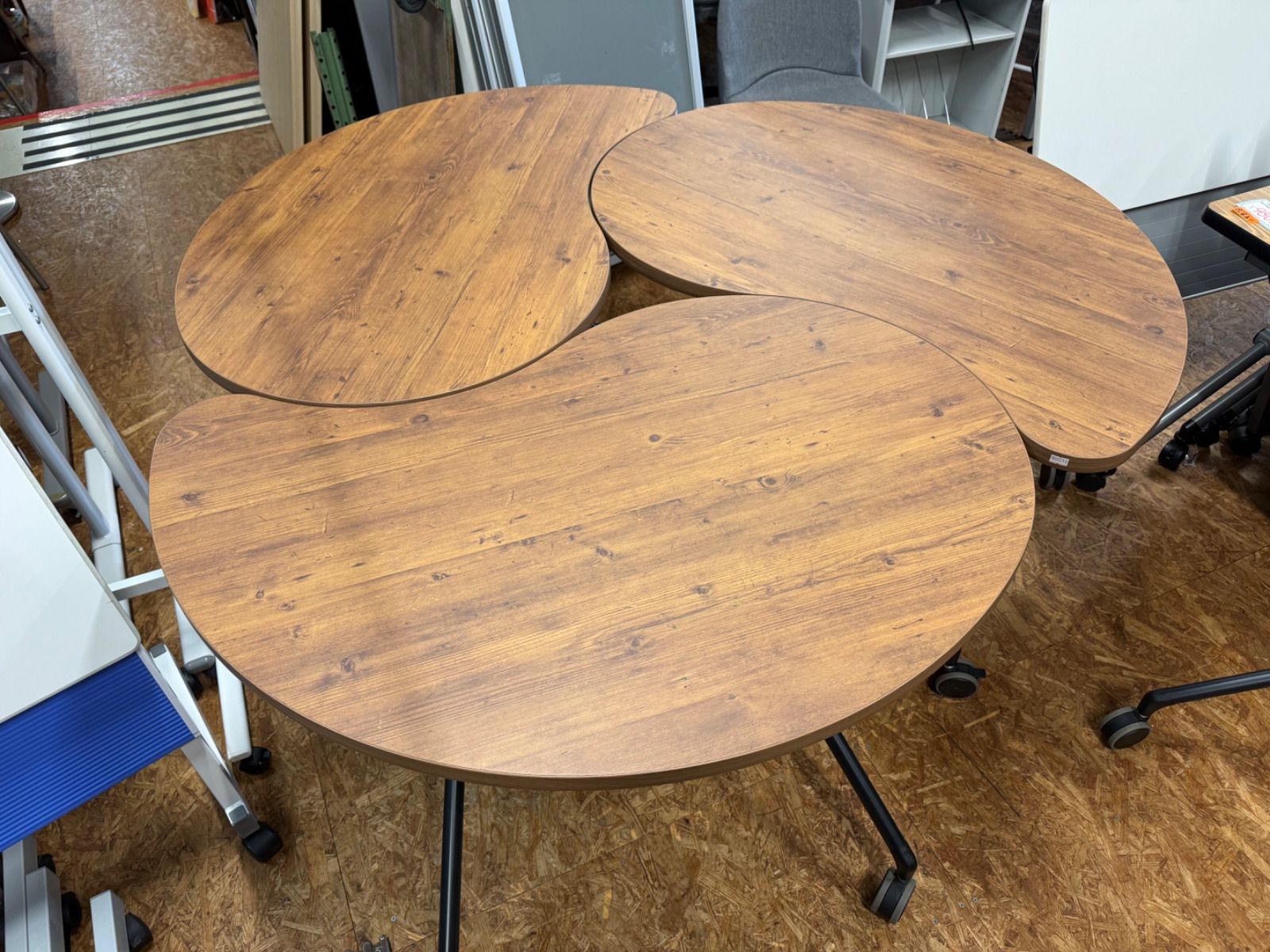 折りたたみテーブル　ホウトク　フラップテーブル 幅1100×高さ720mm キャスター付き スタッキングテーブル フォールディングテーブル ESC-FM-B フラップテーブル 幅1100×高さ720mm キャスター付き スタッキング