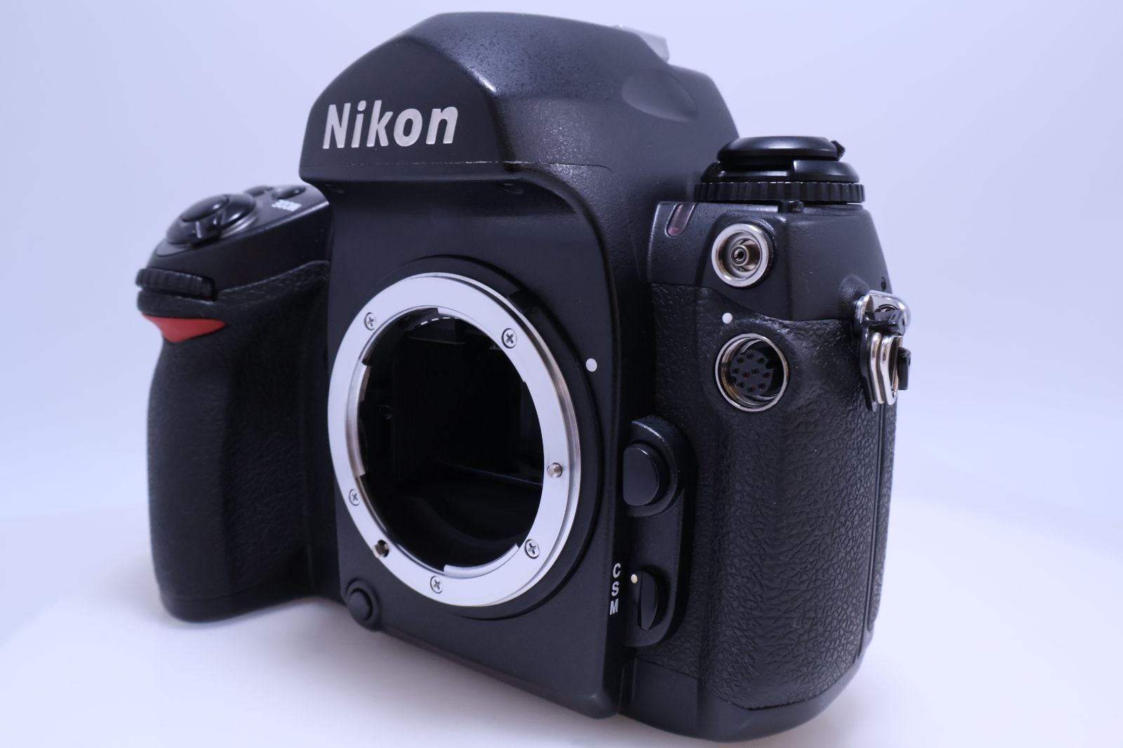 美品】Nikon F6 ボディ フィルムカメラ 一眼レフ - メルカリ