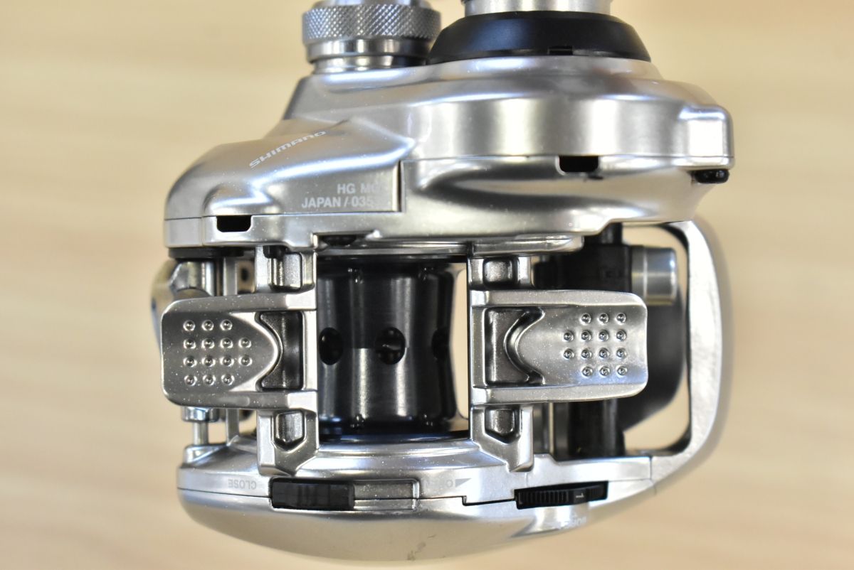 SHIMANO 16nium MGL ノーマルギア　右ハンドル SHIMANO 16nium MGL ノーマルギア 右ハンドル 【公式通販】