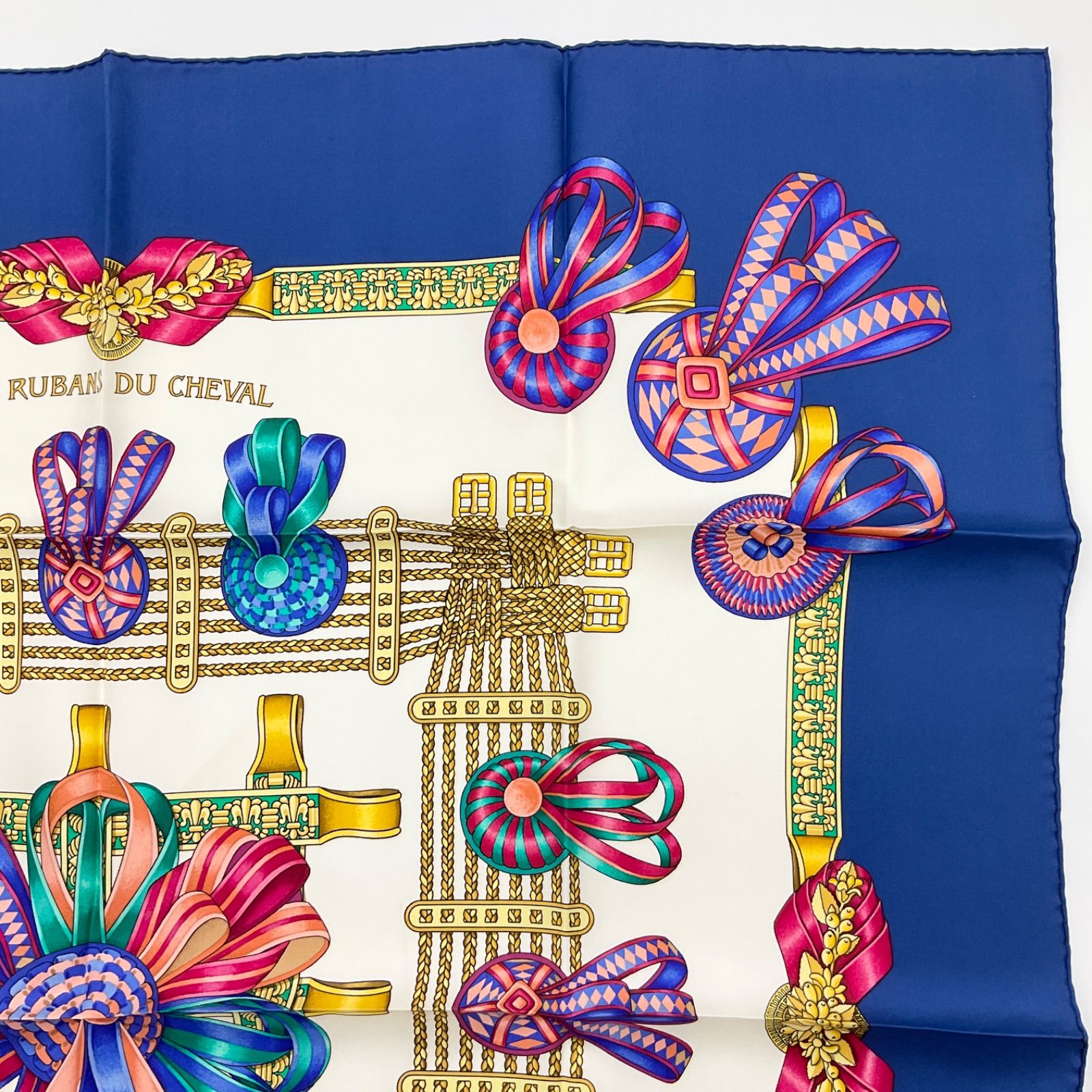 ○HERMES エルメス カレ90 スカーフ Les Rubans du Cheval レ
