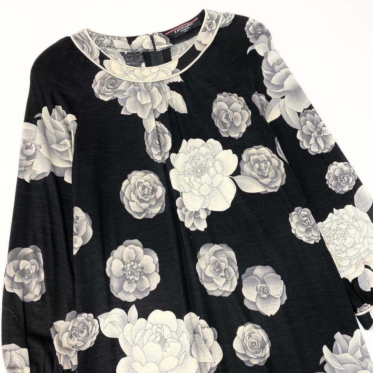 76d9 LEONARD FASHION レオナール 長袖ワンピース ロングワンピース 花