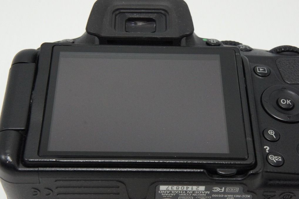 良品 Nikon ニコン D5100 ボディ + AF-S DX NIKKOR 18-55mm VR レンズ 