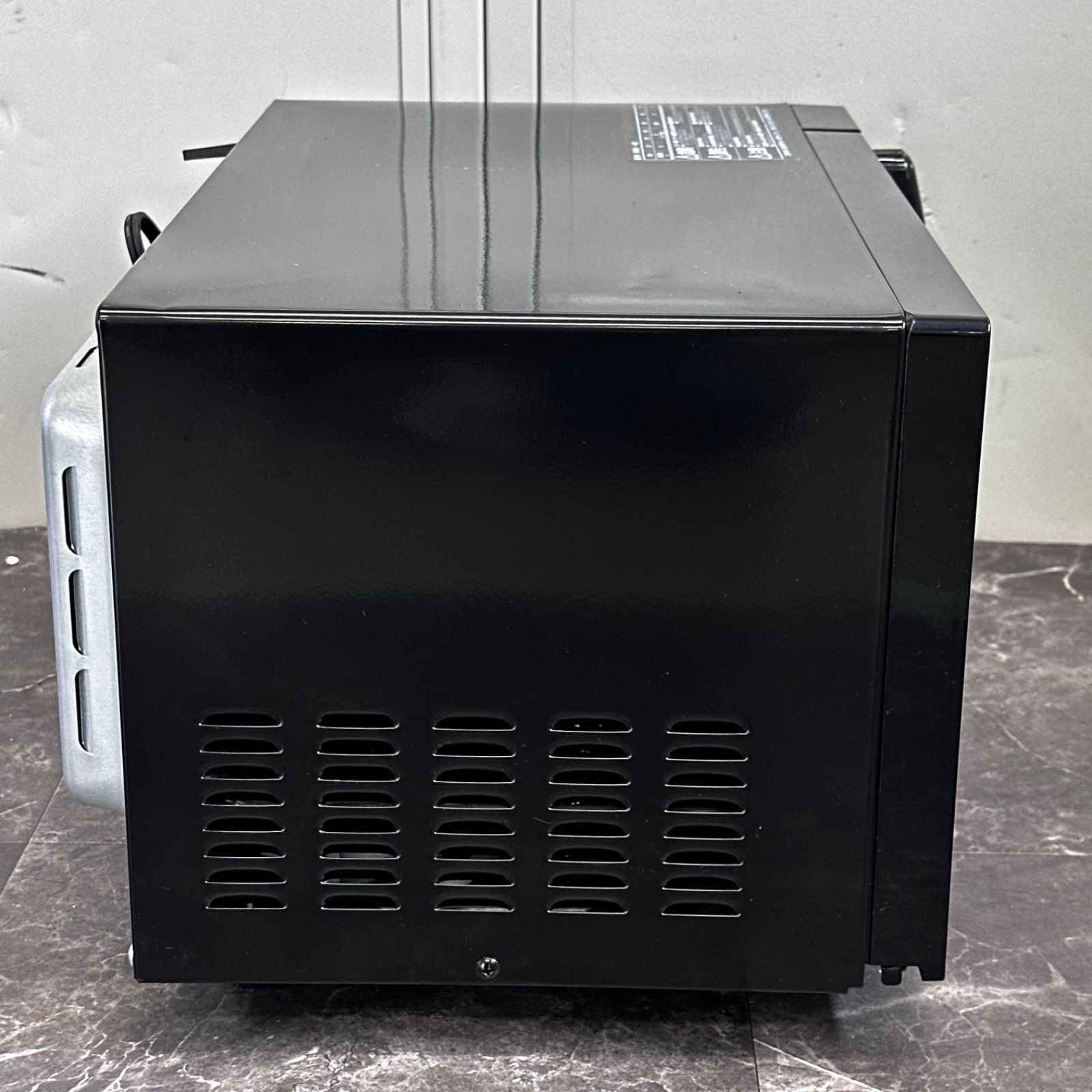 ☆送料込！2023年製アイリスオーヤマ オーブンレンジ AMO-T1502-B 15L 