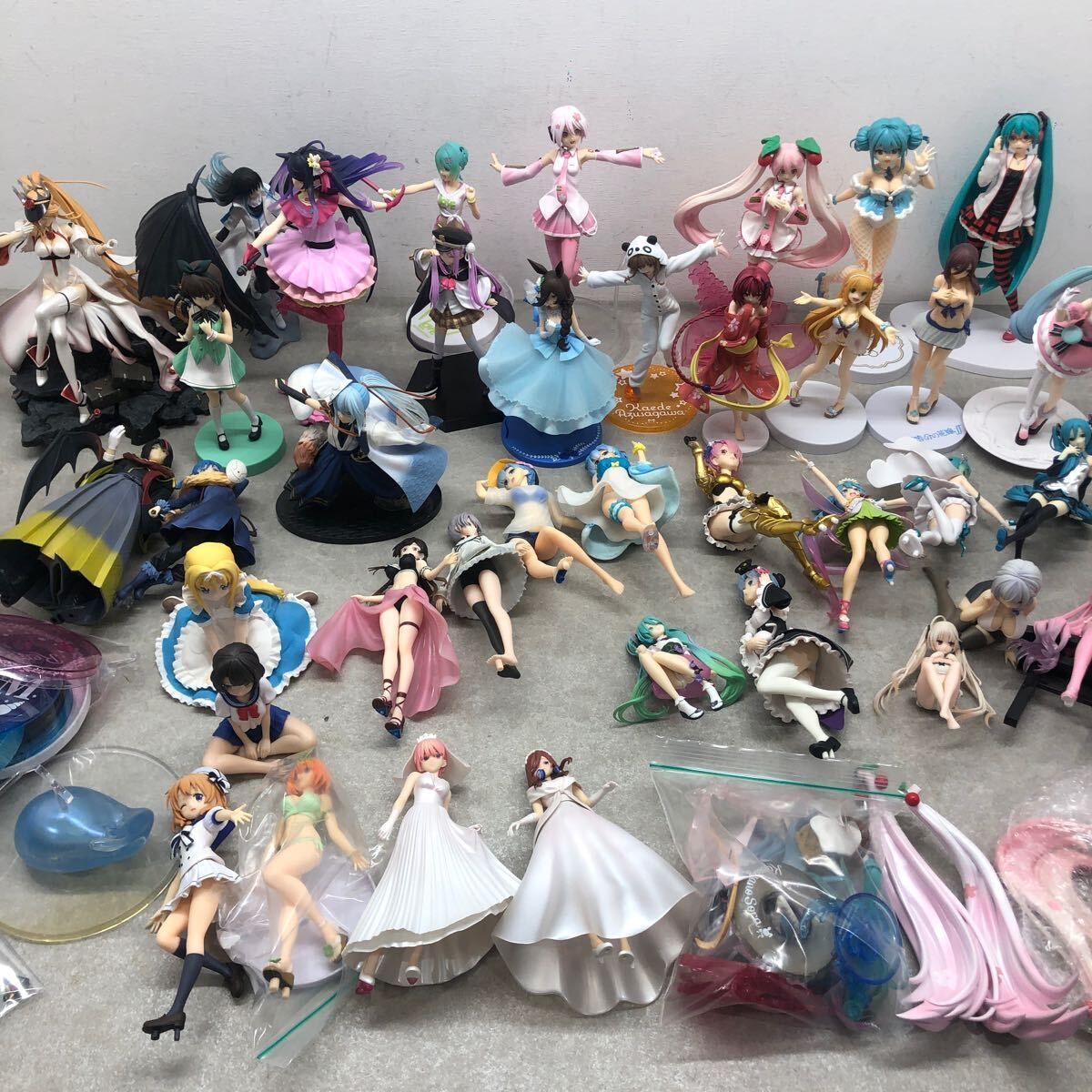 美少女系 フィギュア プライズ 初音ミク 5等分の花嫁 リゼロ ウマ娘 