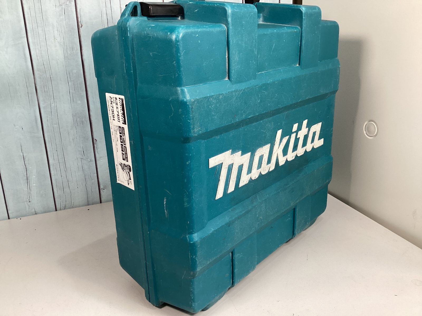 超特価商品！ マキタ makita AN730H 高圧釘打ち機【リライズ野田愛宕店 