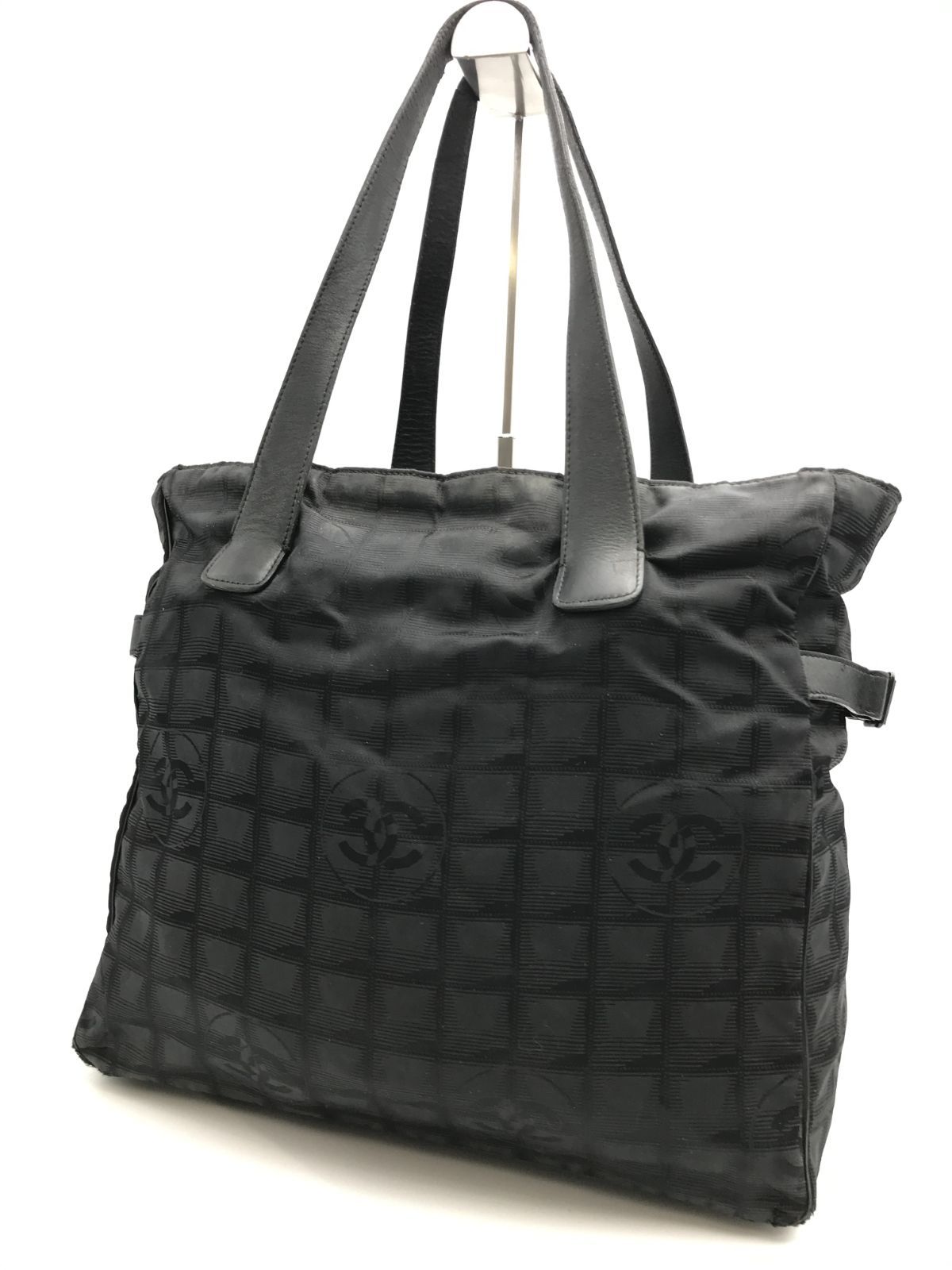 CHANEL　シャネル　トートバッグ　ニュートラベルライン　ブラック系　4779