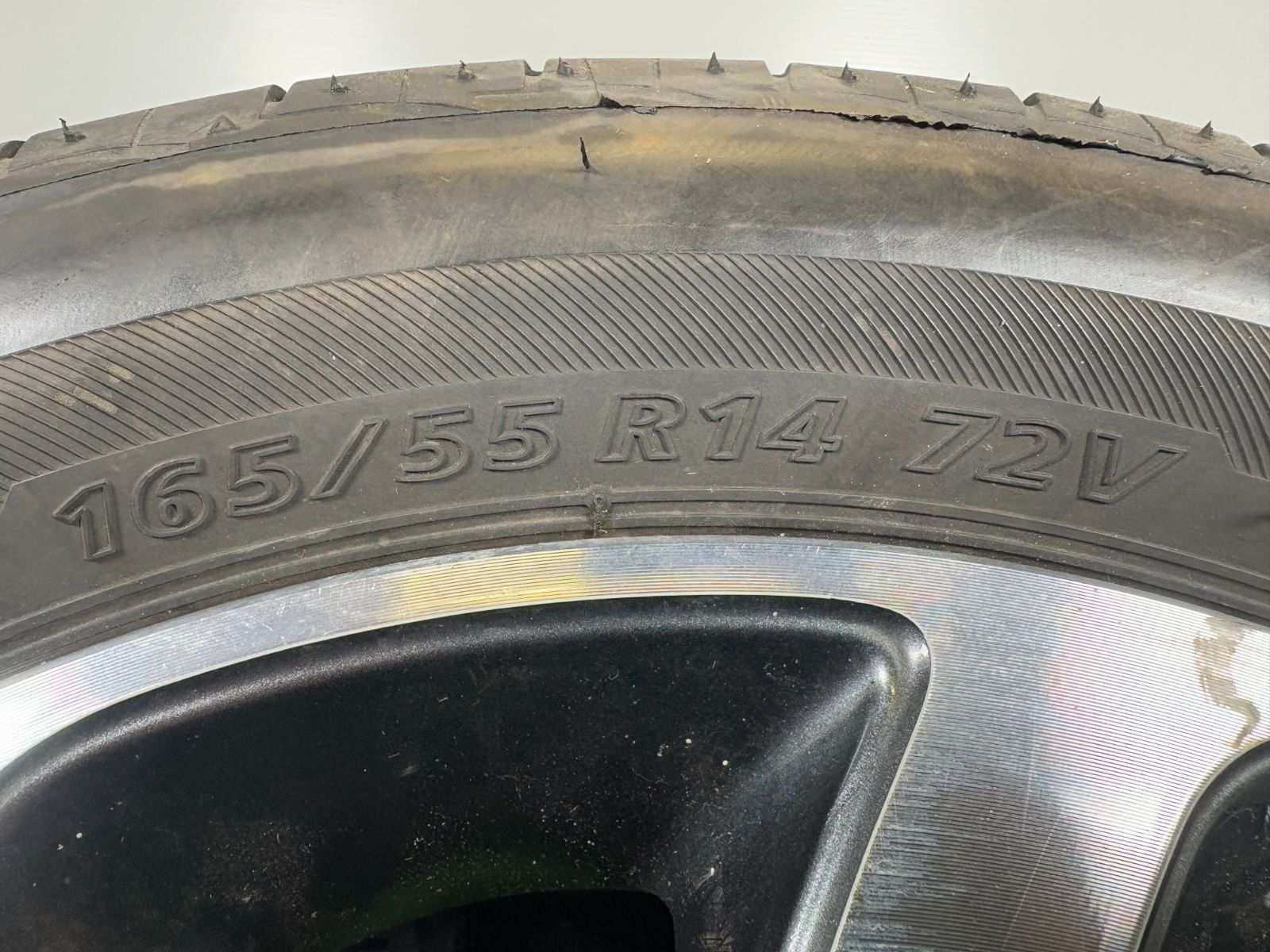 送料無料☆14x4.5J +50 4穴 PCD100 165/55R14 ブリヂストン NEXTRY 4本 
