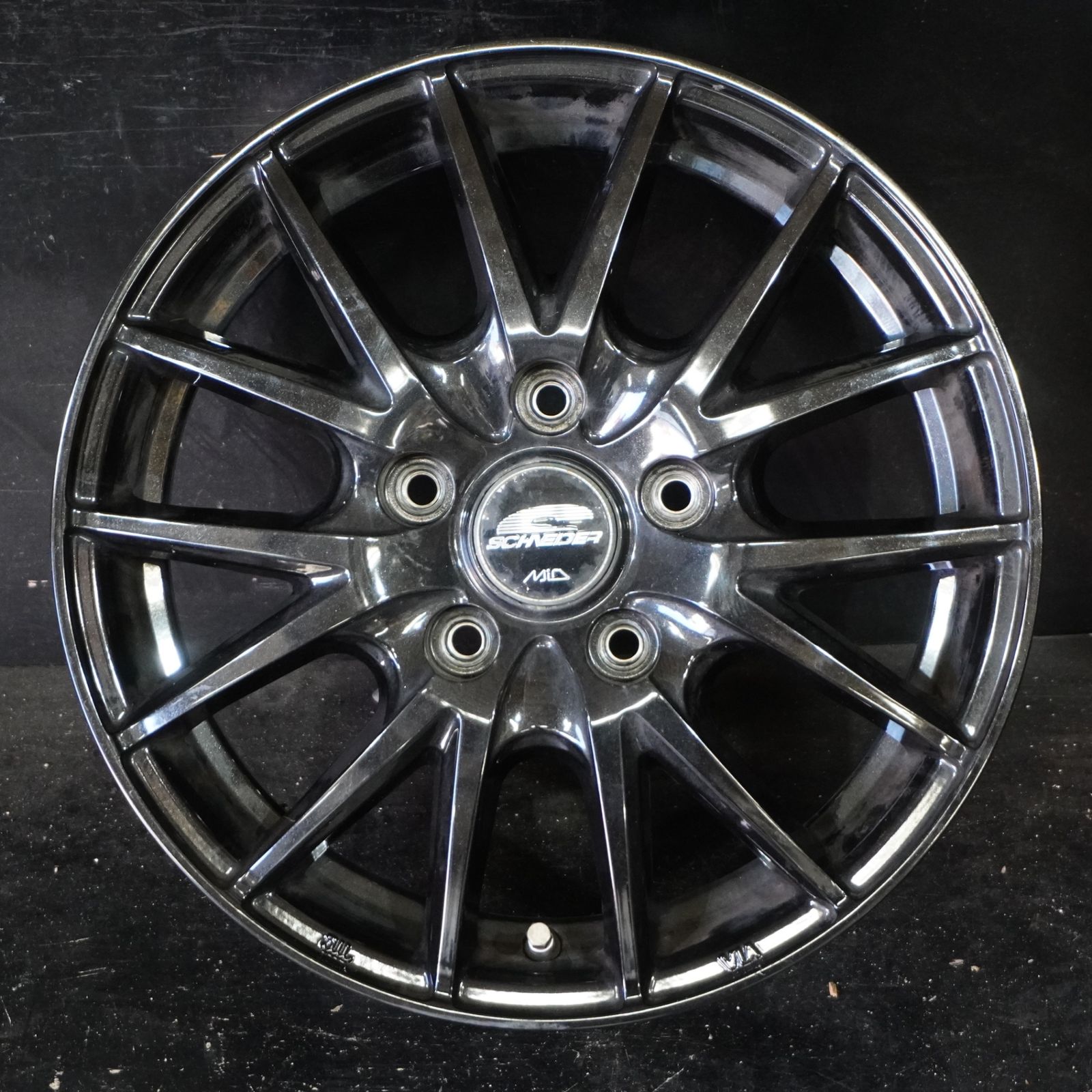 中古ホイール マルカ SCHNEDER 15インチ 4本セット 6J +52 114.3 5H 