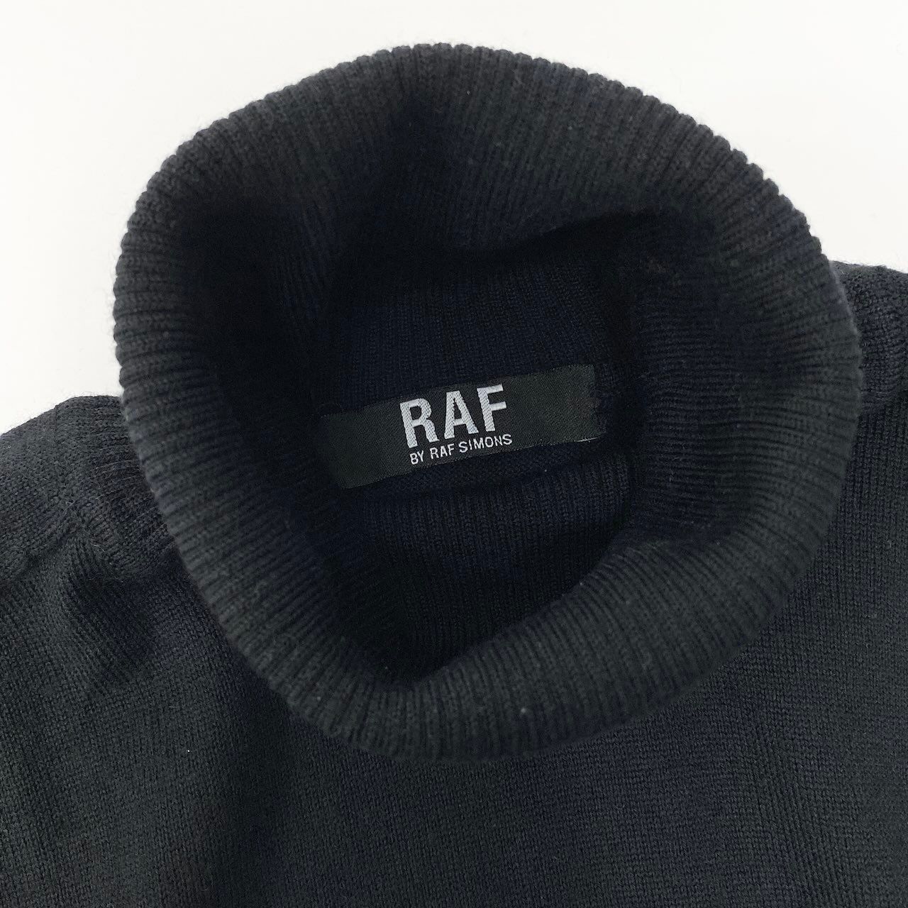 86d9 RAF BY RAF SIMONS ラフシモンズ タートルネック ニットセーター