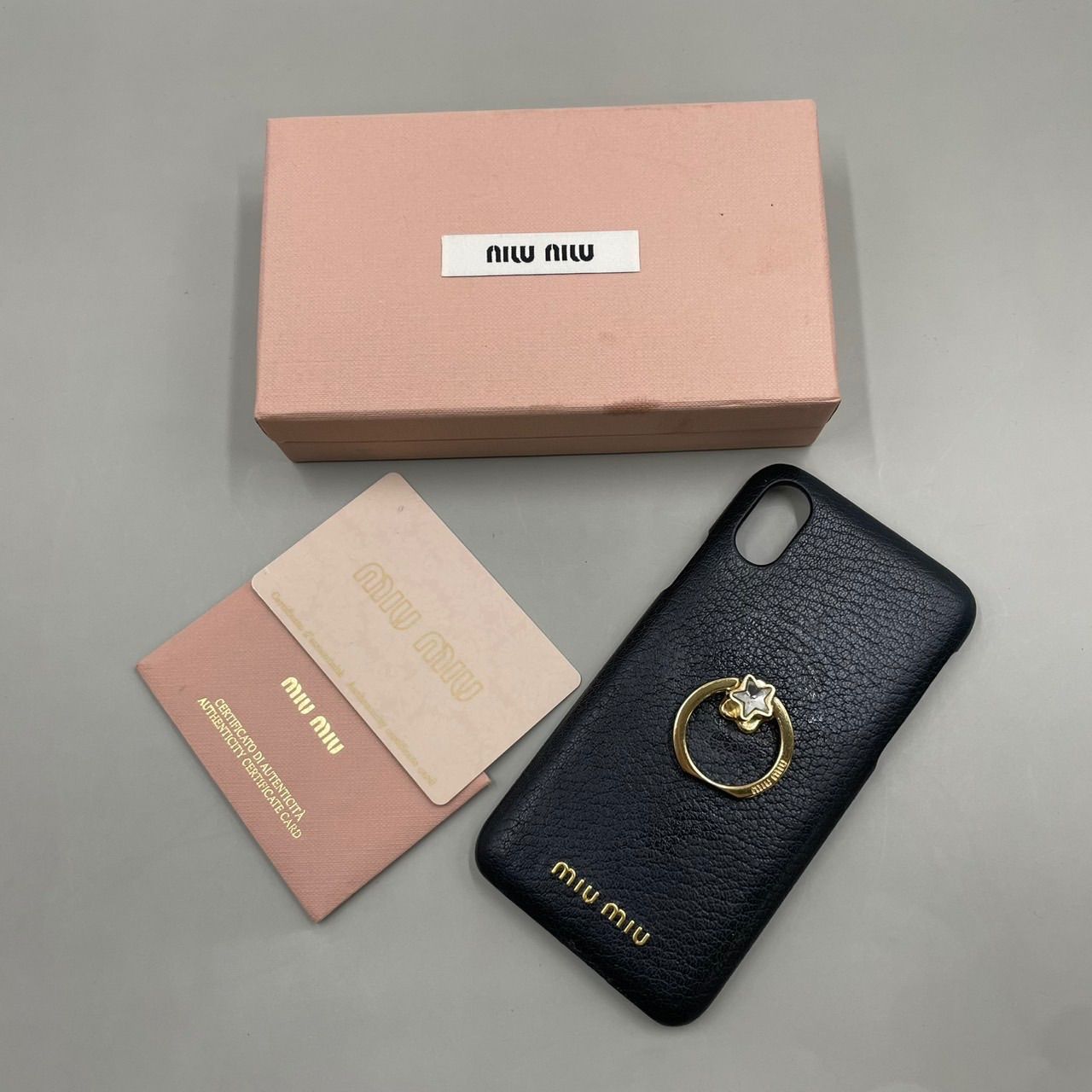 美品 MIU MIU ミュウミュウ iPhoneケース カバー マドラス 星 スター