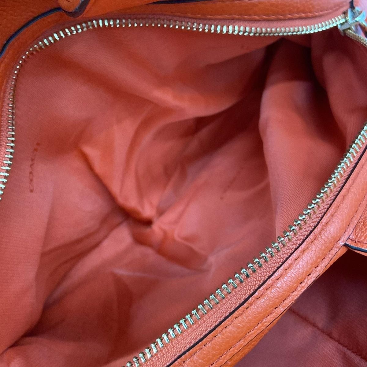 COACH(コーチ) ショルダーバッグ イーディーリファイングレインレザー
