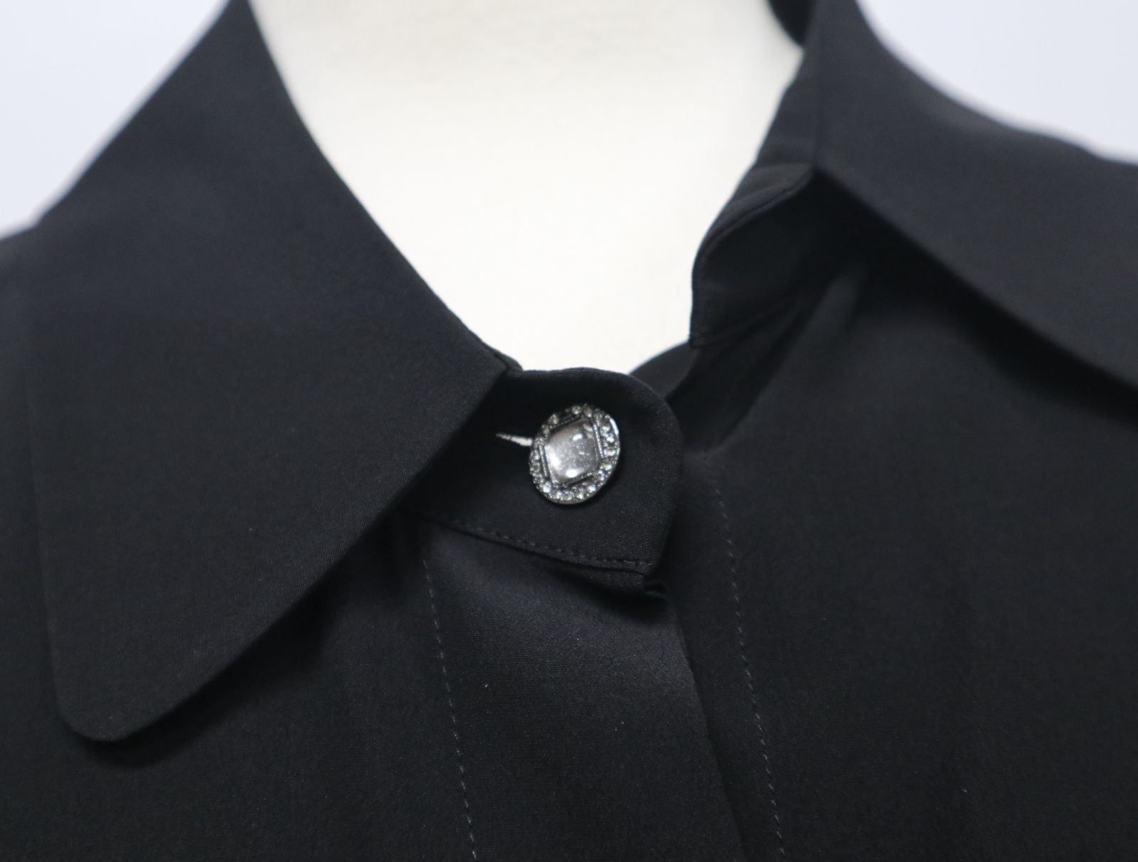 シャネル CHANEL P54630 V12320 サイズ38 シルク 長袖シャツ ブラック シャツ トップス シャネル CHANEL P54630 V12320 サイズ38 シルク 長袖シャツ ブラック