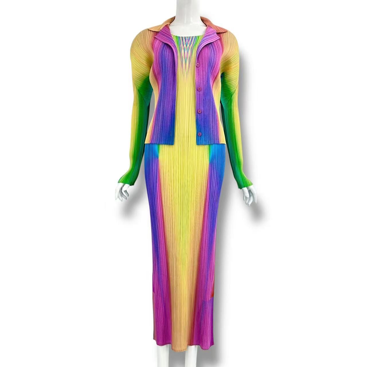 レア 希少 新品同様 ISSEY MIYAKE イッセイミヤケ PLEATS PLEASE レア 希少 新品同様 ISSEY MIYAKE イッセイミヤケ PLEATS PLEASE