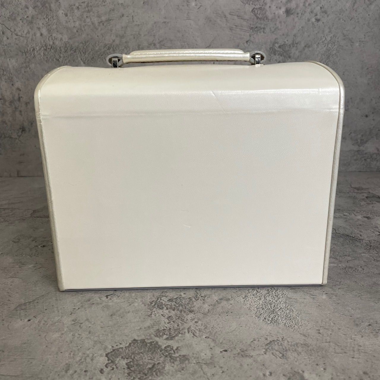 MARY QUANT シルバー メイクボックス MARY QUANT シルバー メイクボックス 【公式通販】