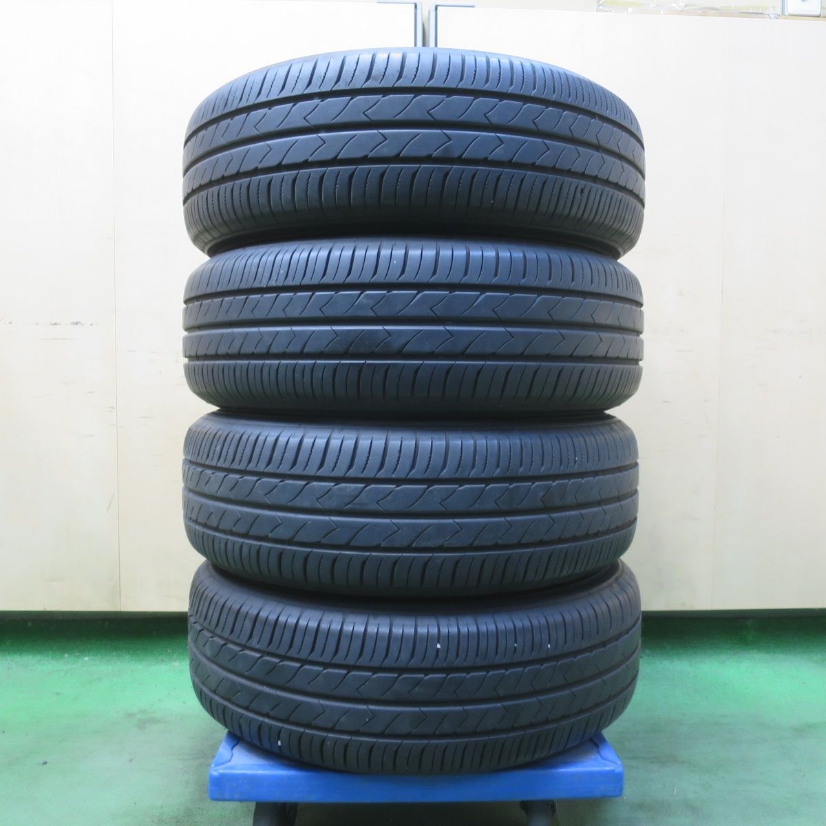 バリ溝！23年！9.5分☆トヨタ 30系 プリウス 純正 195/65R15 トーヨー 