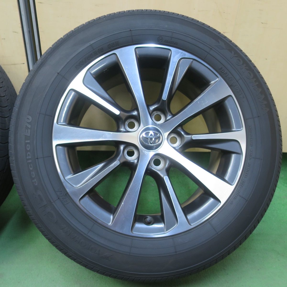 キレイ☆トヨタ 130系 マークX 250S 純正 215/60R16 ヨコハマ dB 