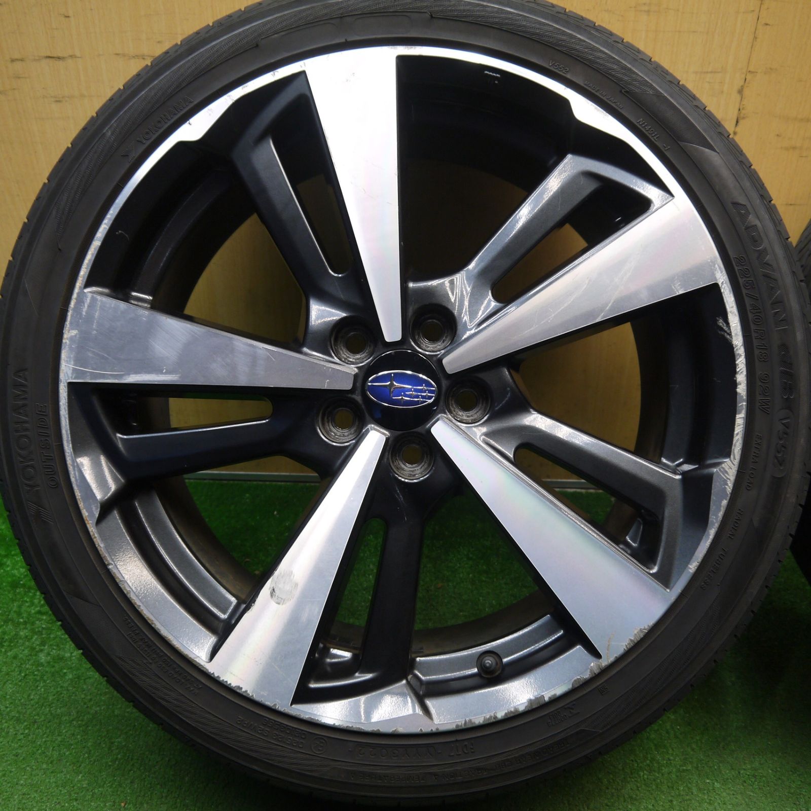バリ溝！22年！8.5分☆スバル インプレッサ スポーツ 純正 225/40R18 