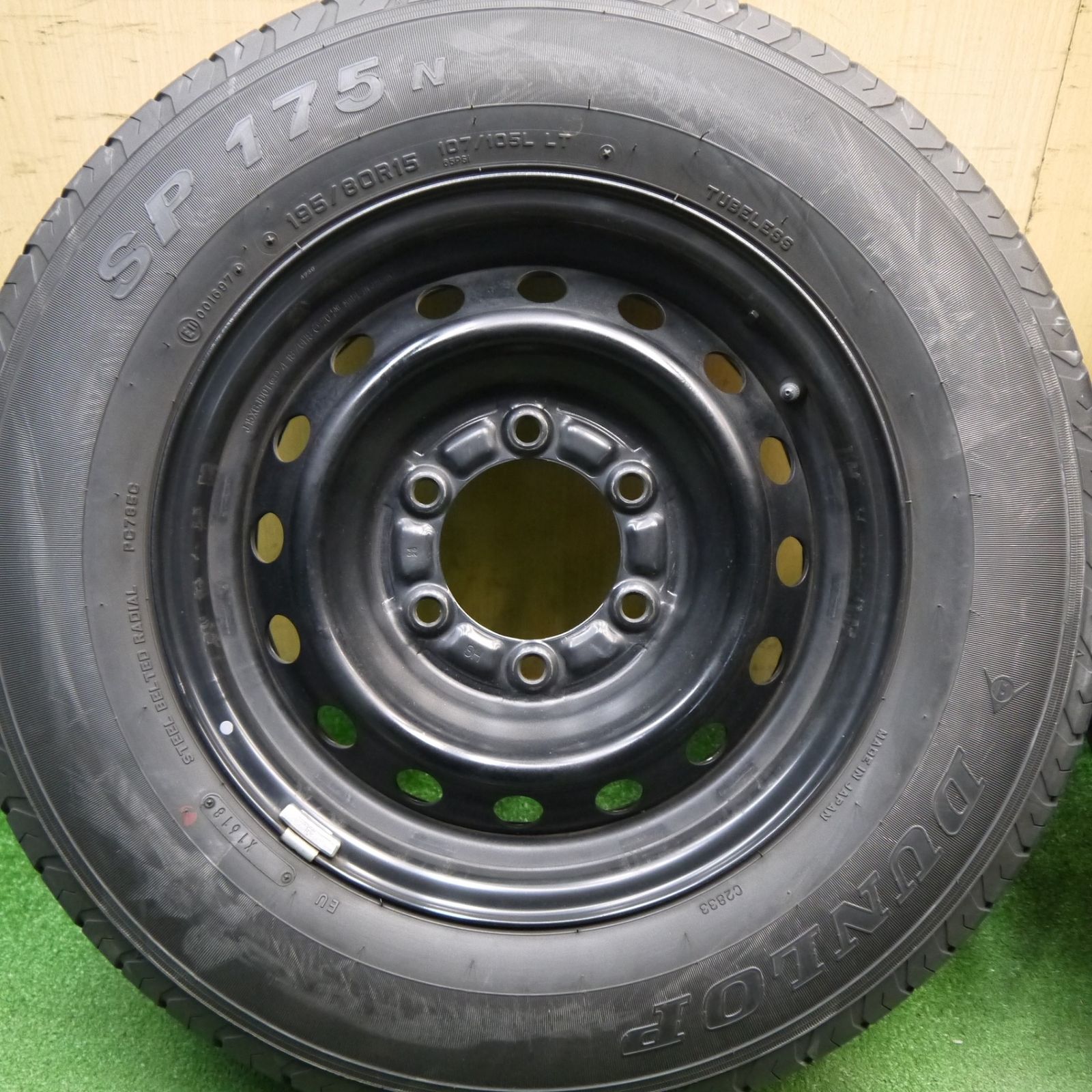 バリ溝！9分☆トヨタ ハイエース 純正 スチール 195/80R15 107/105L 