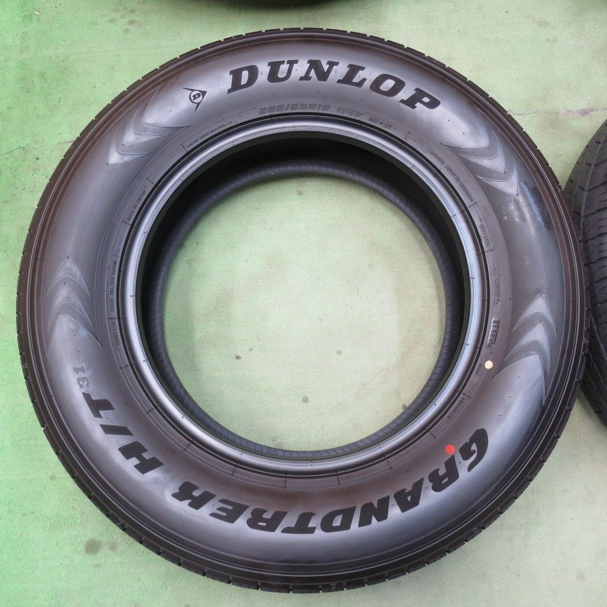 新車外し！25年☆265/65R18 ダンロップ グラントレック H/T 31 タイヤ 